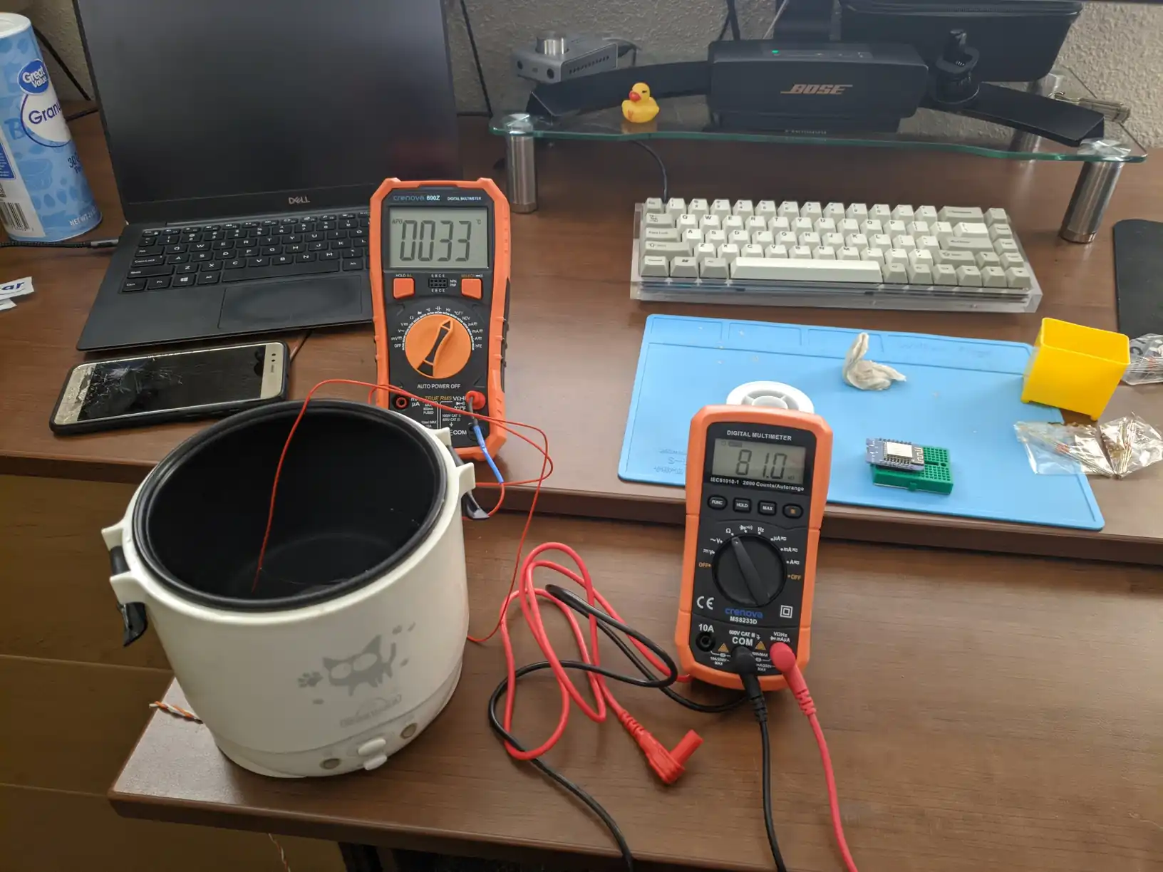 Measuring water temperature and thermistor resistance